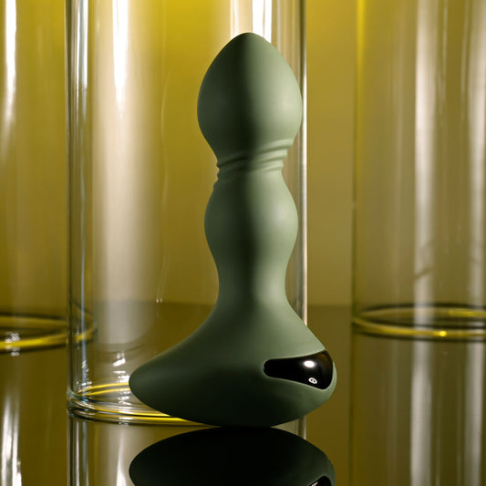 Evolved LIEUTENANT - Green 12.2 cm Vibrating Butt Plug