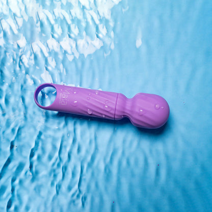 Maia DOLLY 12.7 cm USB Rechargeable Massage Wand