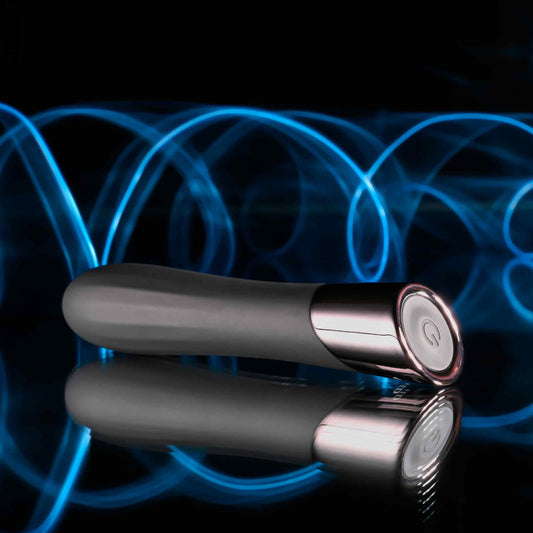 Evolved BACK IN BLACK 11.9 cm USB Rechargeable Bullet