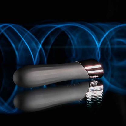 Evolved BACK IN BLACK 11.9 cm USB Rechargeable Bullet