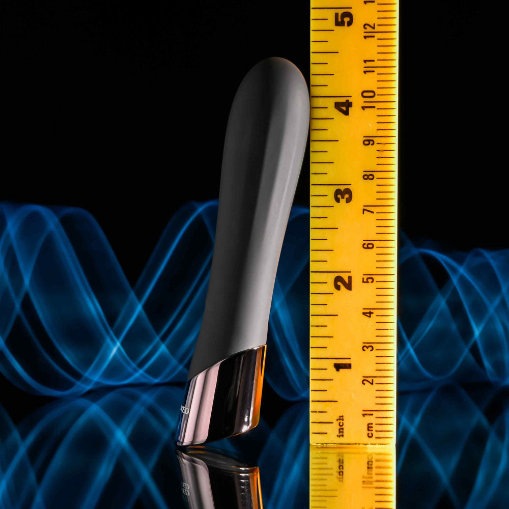 Evolved BACK IN BLACK 11.9 cm USB Rechargeable Bullet
