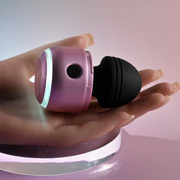 Evolved VACATION VIBES - VIBRATING - Pink/Black 8.5 cm USB Rechargeable Vibrating Stimulator