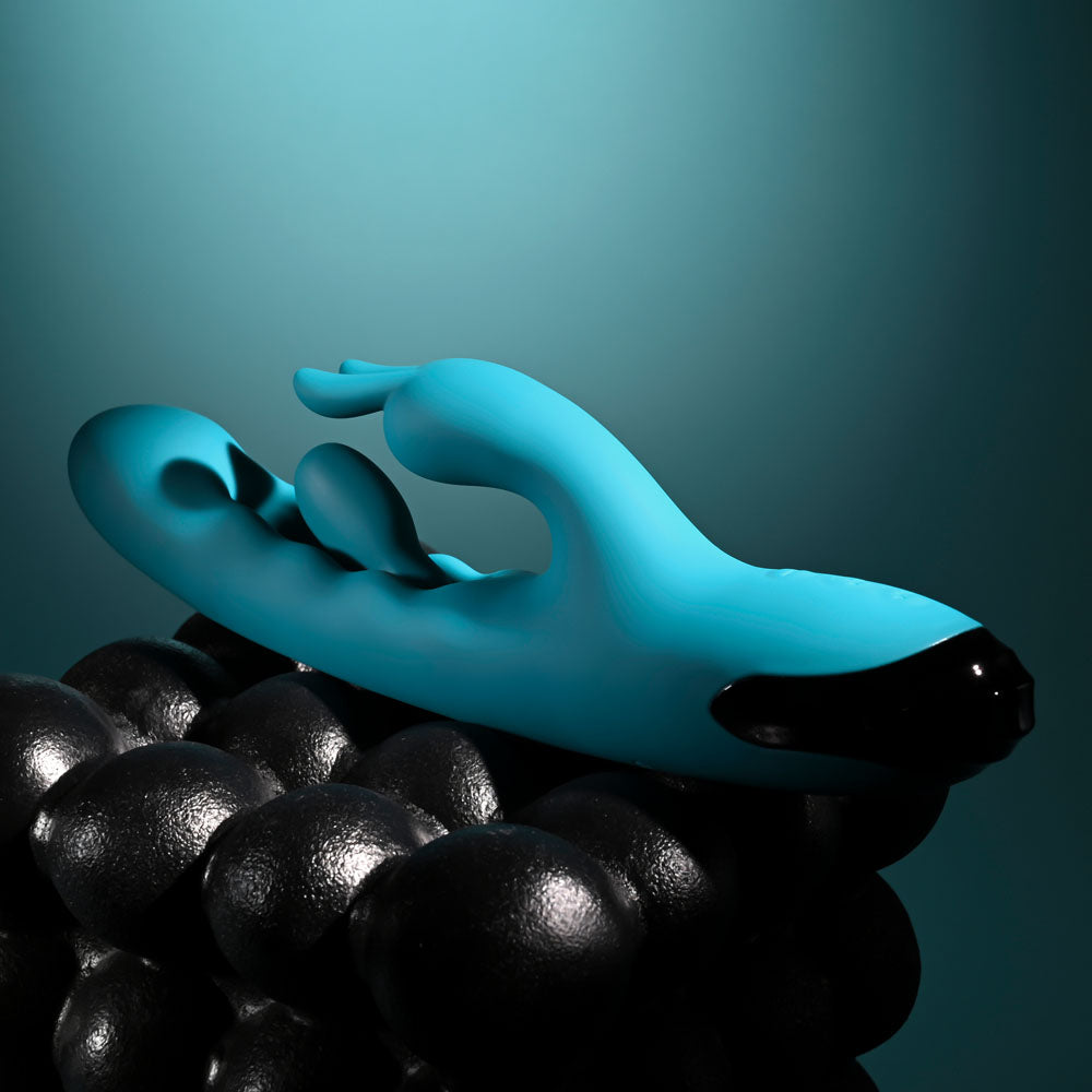 Evolved BUNNY TAPPER - Blue 20 cm Rabbit Vibrator with Flicking Shaft
