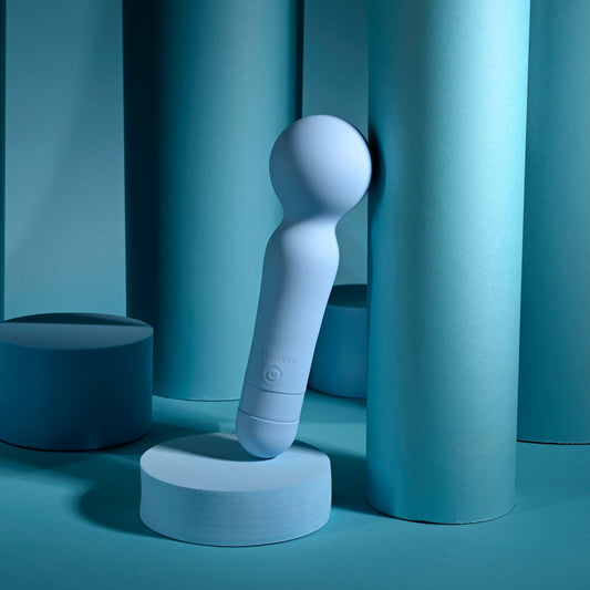 Evolved IRIS Massage Wand - Blue 18.3 cm USB Rechargeable Massage Wand
