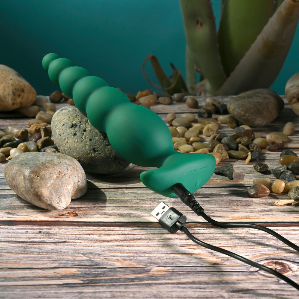 Gender X THE RATTLER - Green 17 cm Vibrating and Twirling Anal Plug