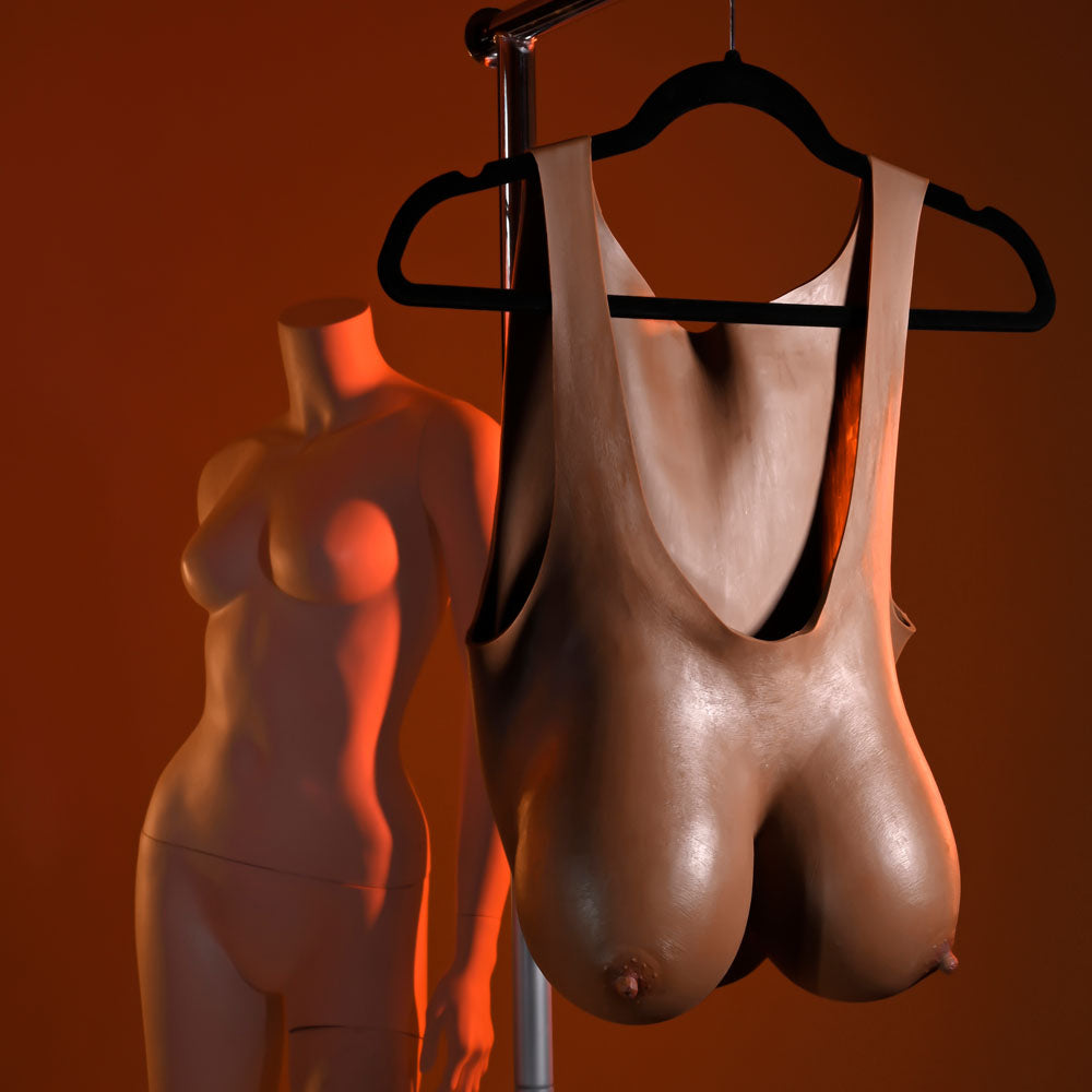 Gender X UNDERGARMENTS - PLATE E-CUP - Dark - Brown Wearable Breasts