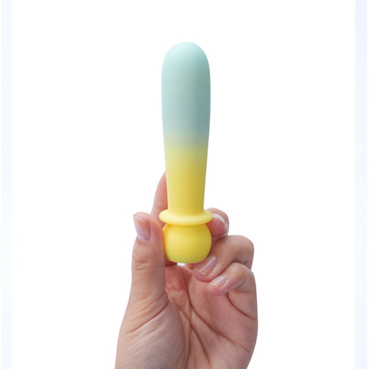 Maia SYMBA 10.8 cm USB Rechargeable Powerful Bullet. The bullet held in a hand against a white background.
