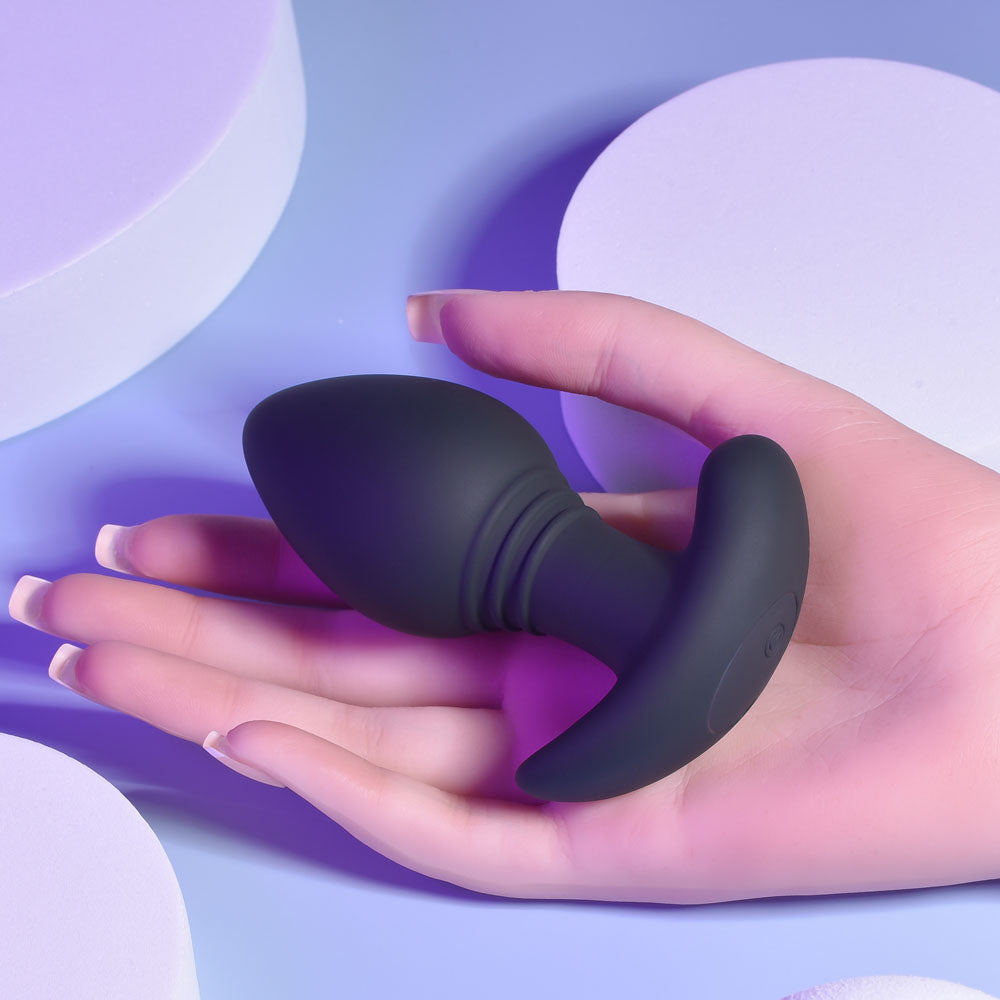 Playboy Pleasure PLUG & PLAY - Black 10.3 cm Vibrating Butt Plug