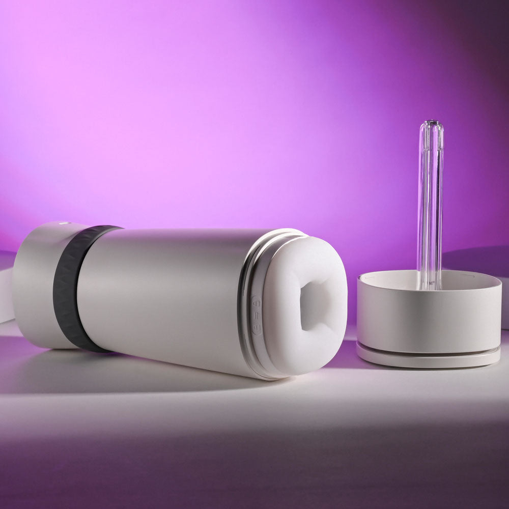 Playboy Pleasure TWIST & STROKE - White Heating Stroker