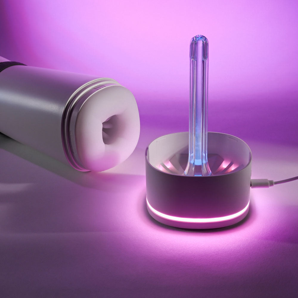 Playboy Pleasure TWIST & STROKE - White Heating Stroker