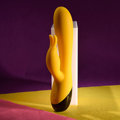 Selopa BUZZZ BUNNY - Yellow 19.7 cm USB Rechargeable Rabbit Vibrator